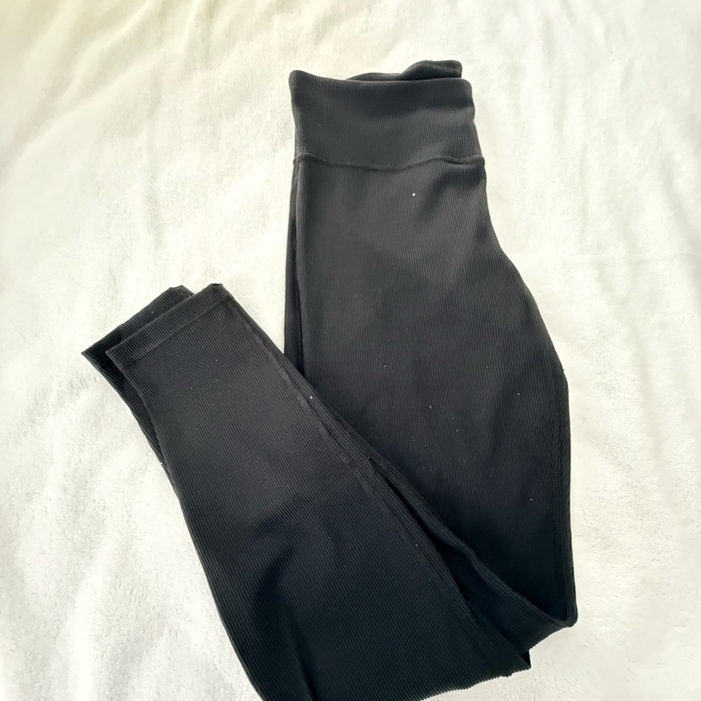 GAP Black Ribbed Leggings